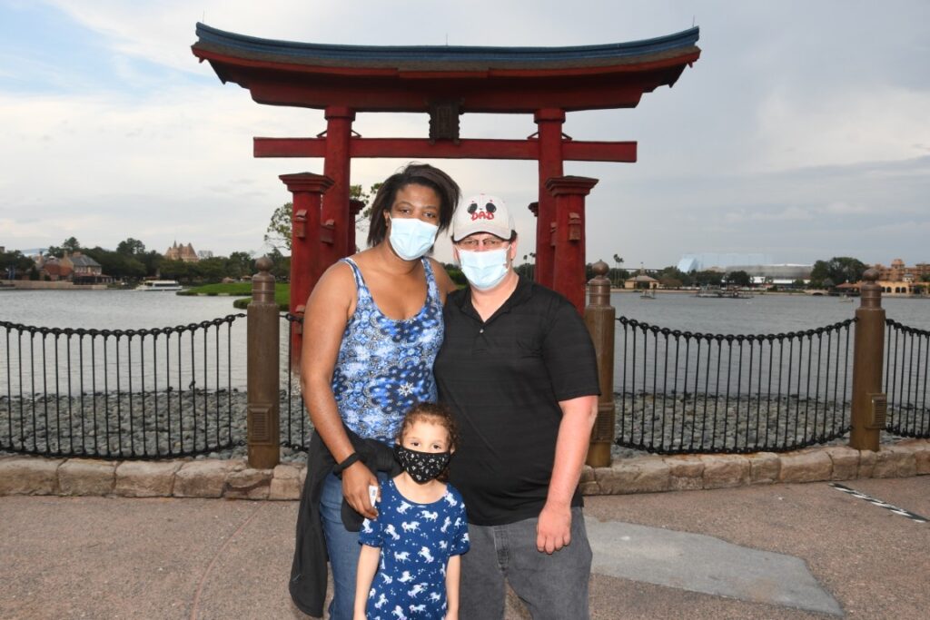 Epcot_Family_Photo_Florida_Family_Vacation