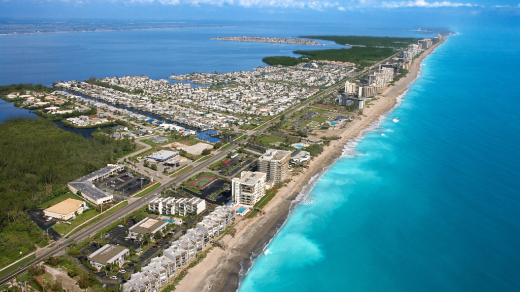 Affordable_Beach_Vacations_for_Families_on_a_Budget_Jensen_Beach_Florida