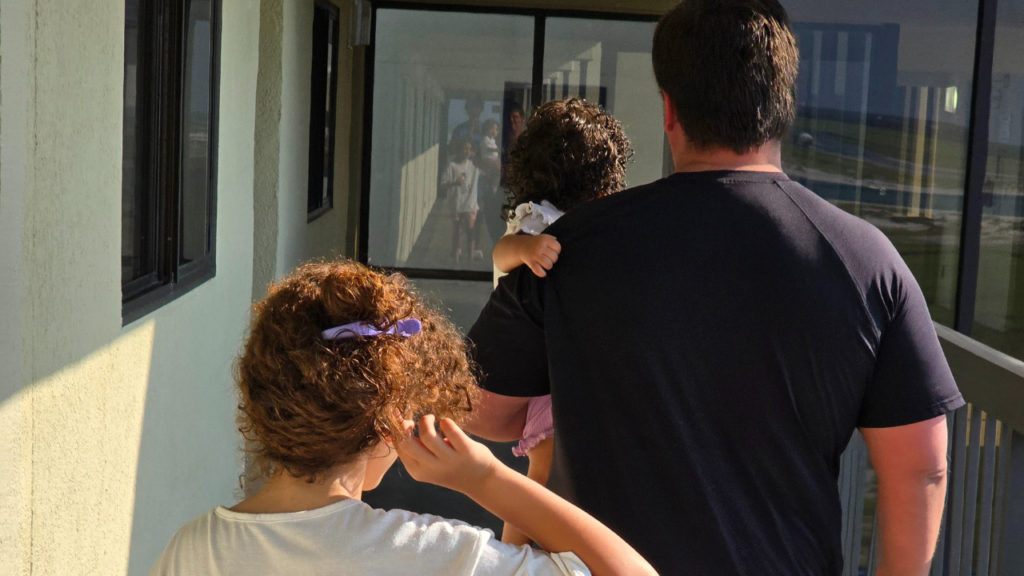 Tips_For_Finding_Accommodations_Near_Family-Oriented_Beaches