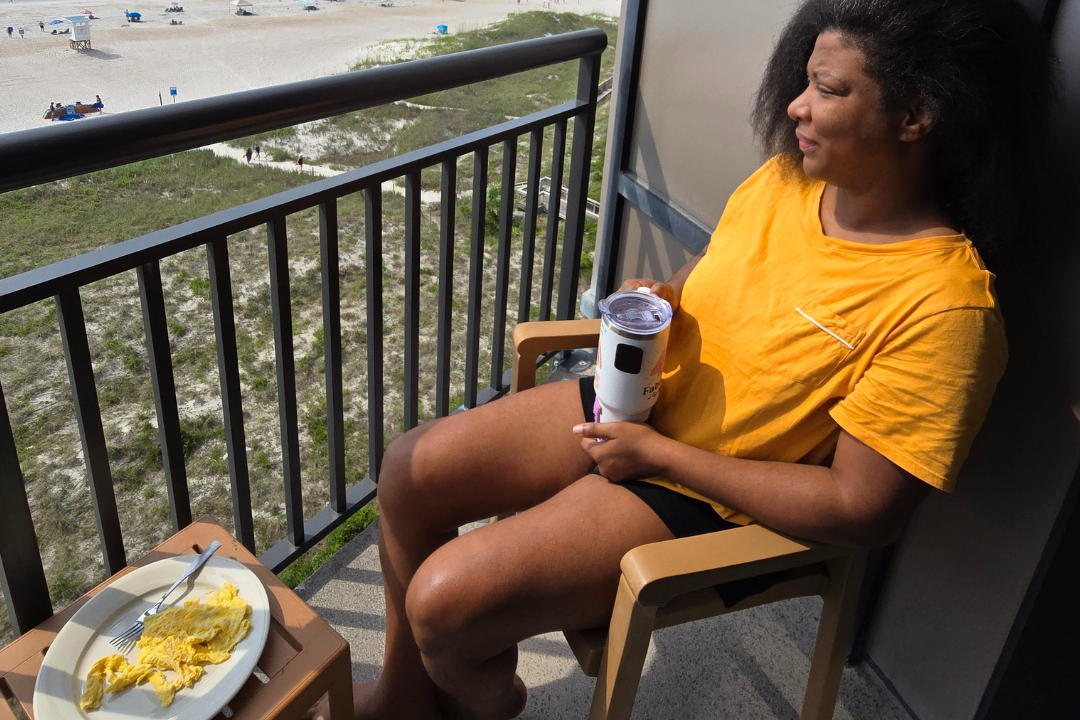 Tips_For_Finding_Accommodations_Near_Family-Oriented_Beaches