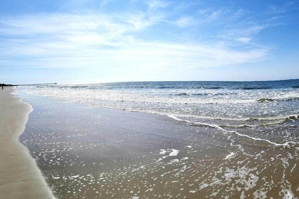Top_Family_Friendly_Beach_Destinations_On_North_Carolina’s_Southern_Coast_Oak_Island